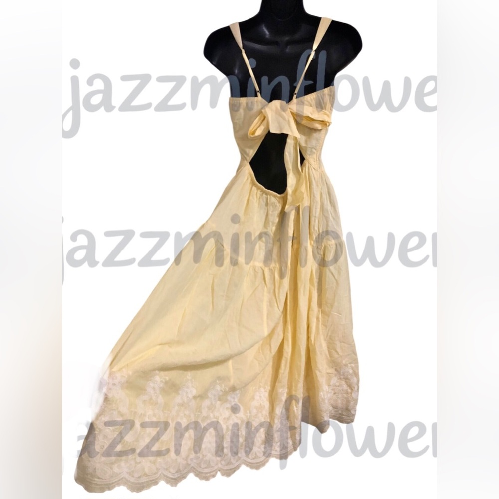 Trixxi butter yellow open tie back embroidered hem fit & flare dress size M new - Picture 7 of 17
